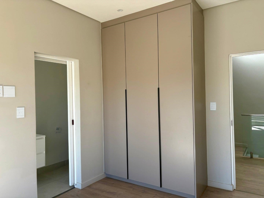 To Let 3 Bedroom Property for Rent in Bryanston Gauteng