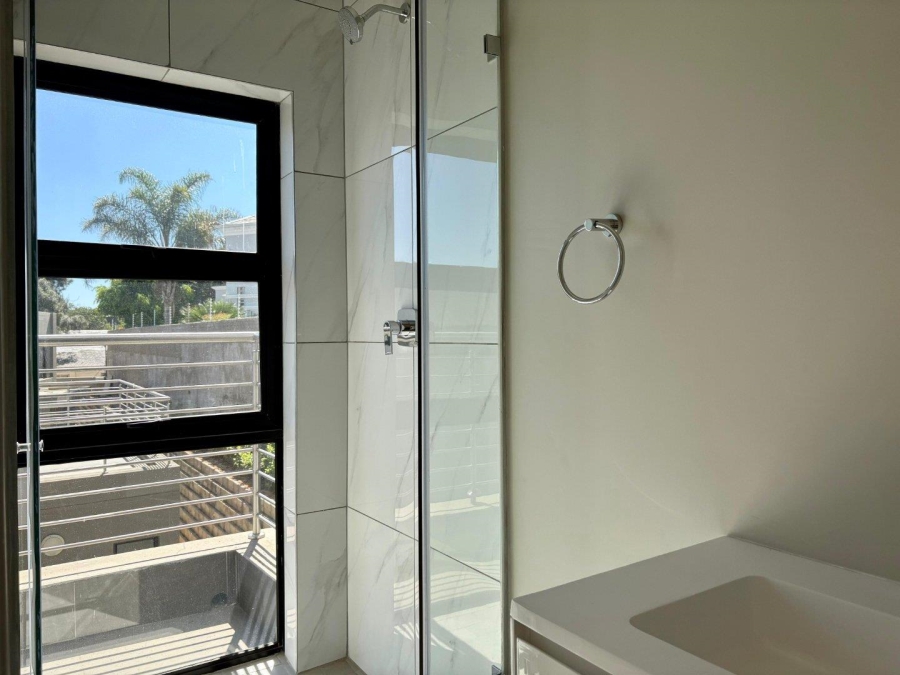 To Let 3 Bedroom Property for Rent in Bryanston Gauteng