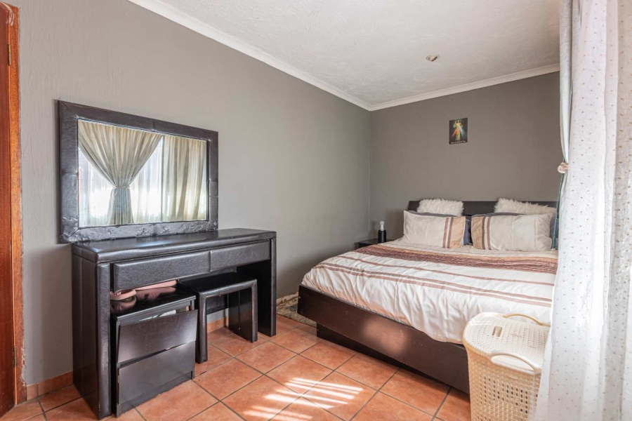 0 Bedroom Property for Sale in Poortview Gauteng