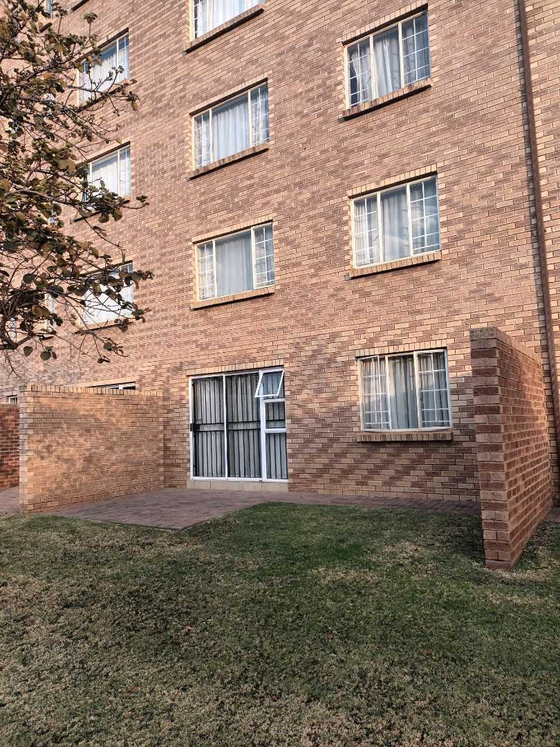 1 Bedroom Property for Sale in Annlin Gauteng