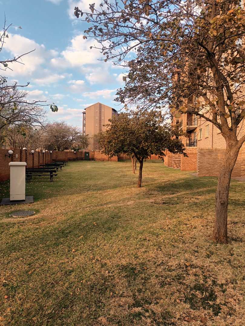 1 Bedroom Property for Sale in Annlin Gauteng