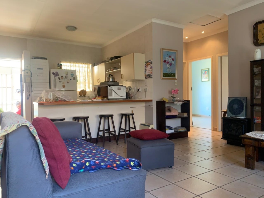 2 Bedroom Property for Sale in Birchleigh North Gauteng