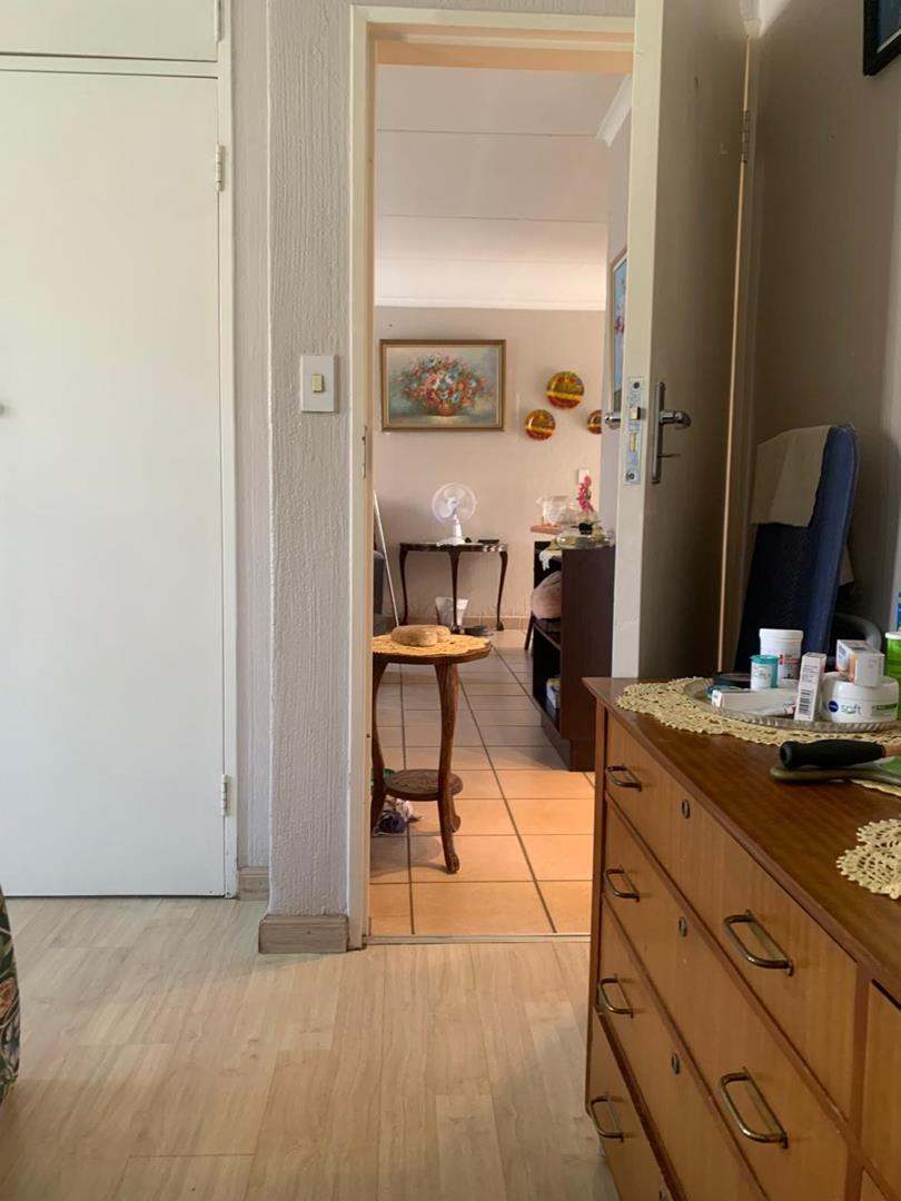 2 Bedroom Property for Sale in Birchleigh North Gauteng