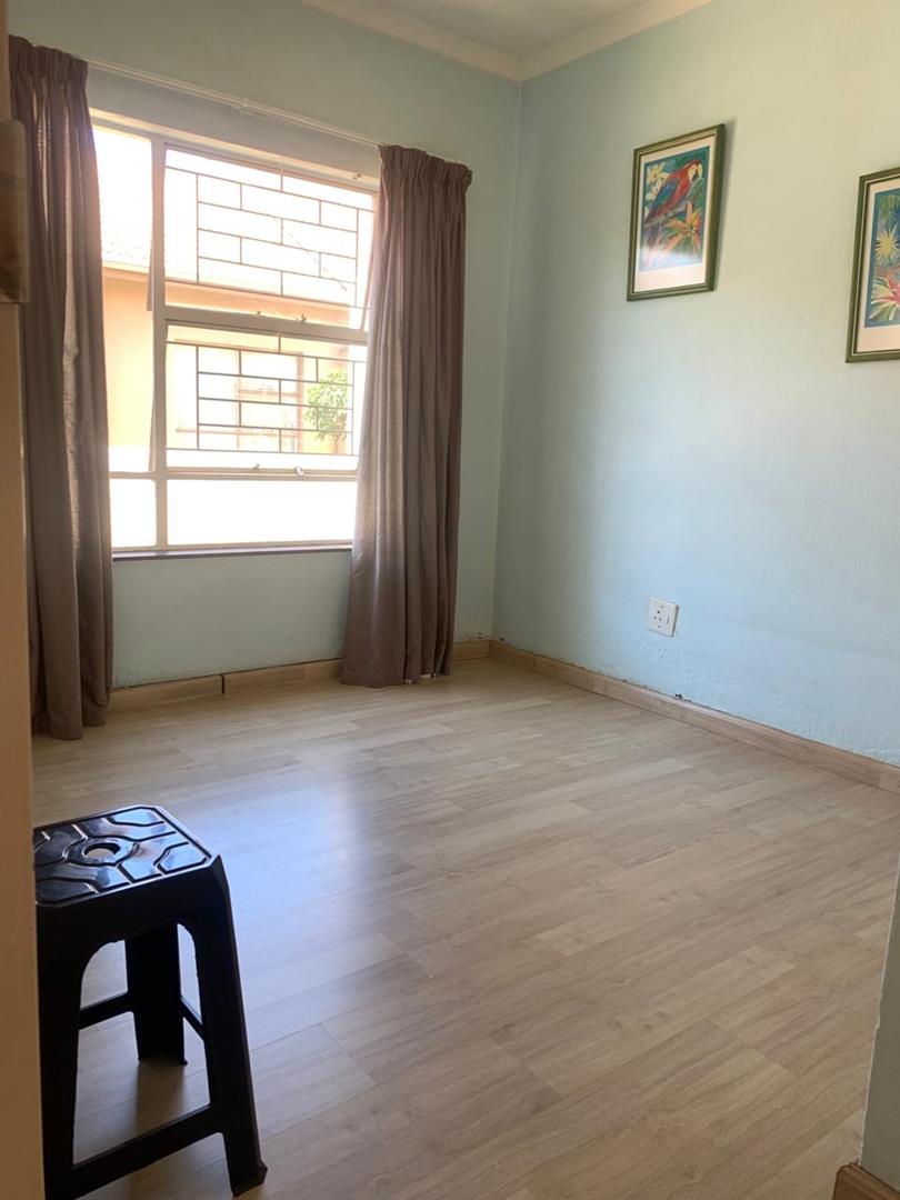 2 Bedroom Property for Sale in Birchleigh North Gauteng