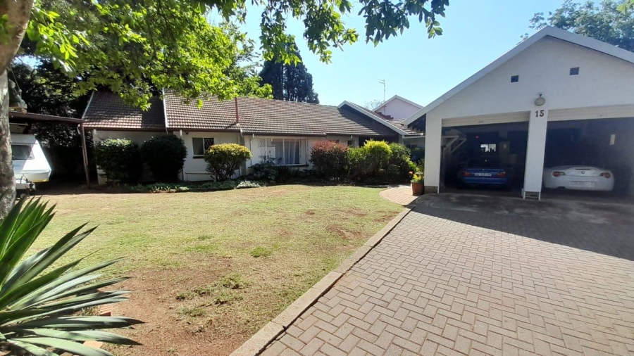 5 Bedroom Property for Sale in Aston Manor Gauteng