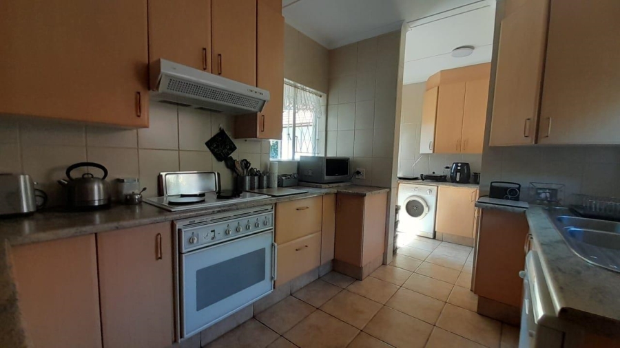 5 Bedroom Property for Sale in Aston Manor Gauteng