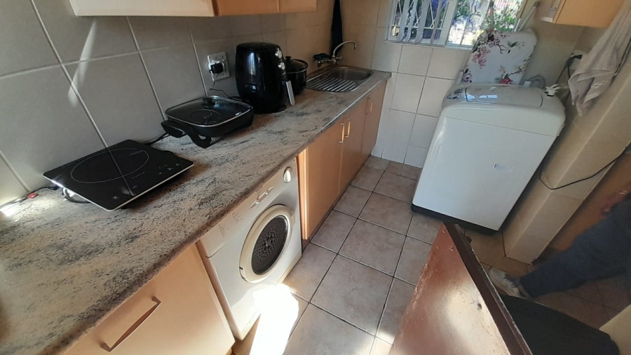 5 Bedroom Property for Sale in Aston Manor Gauteng