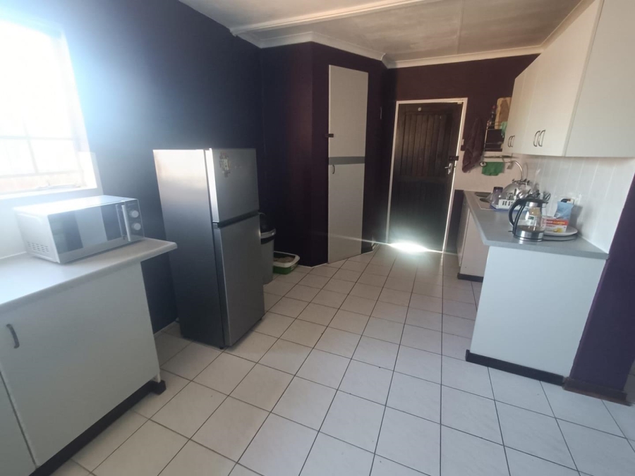 3 Bedroom Property for Sale in Die Hoewes Gauteng