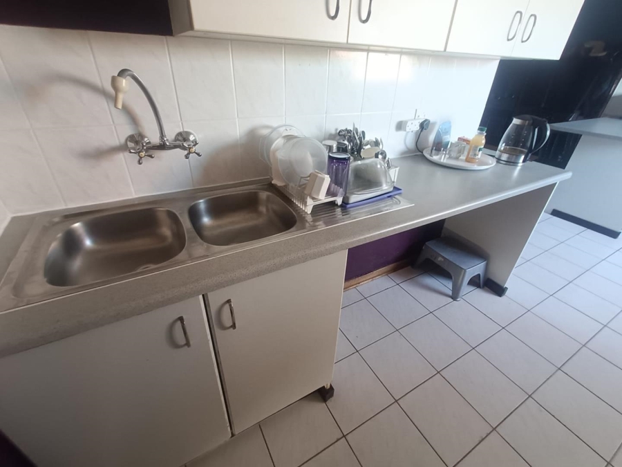 3 Bedroom Property for Sale in Die Hoewes Gauteng
