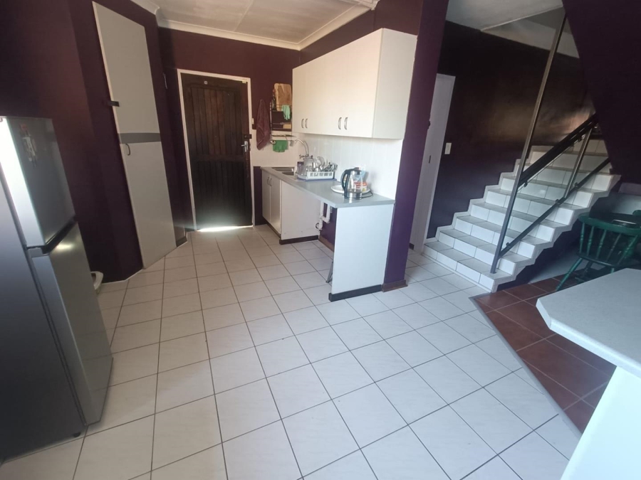 3 Bedroom Property for Sale in Die Hoewes Gauteng