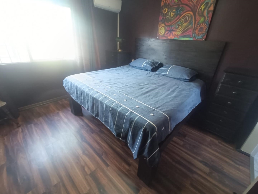 3 Bedroom Property for Sale in Die Hoewes Gauteng