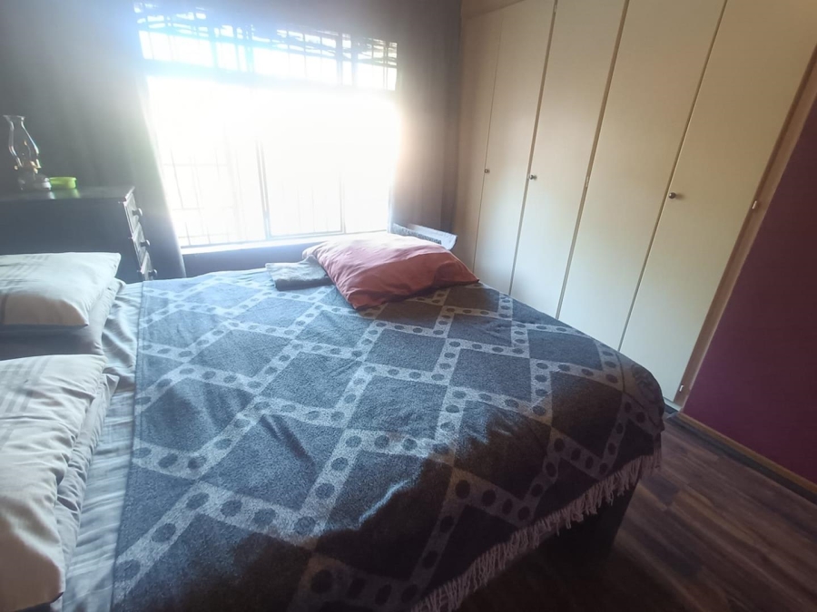 3 Bedroom Property for Sale in Die Hoewes Gauteng