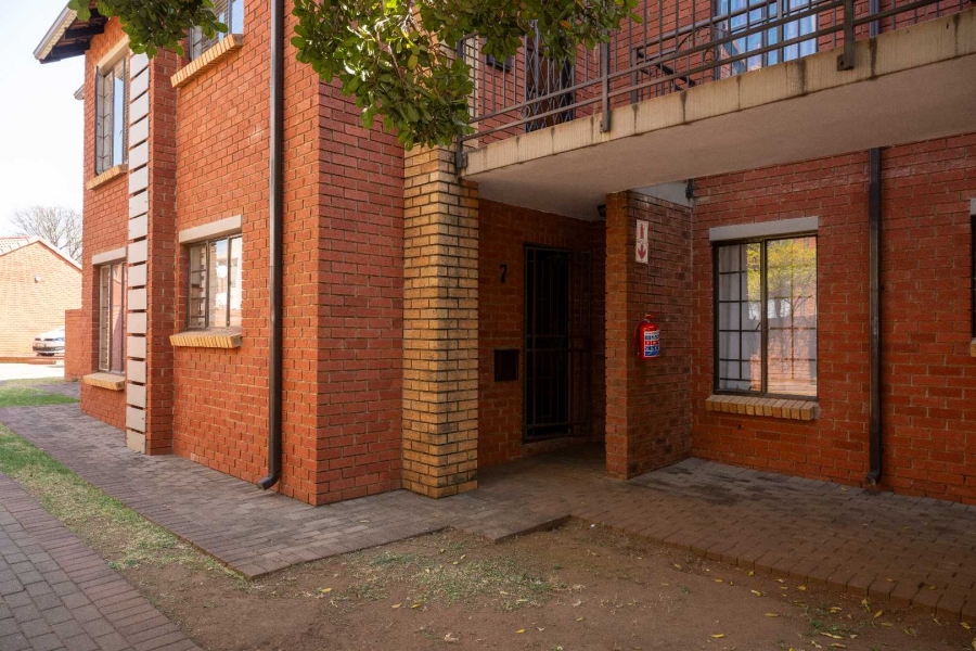 3 Bedroom Property for Sale in Eco Park Gauteng