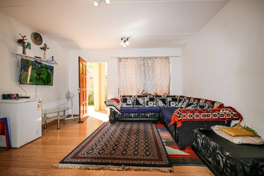 2 Bedroom Property for Sale in Lakefield Gauteng