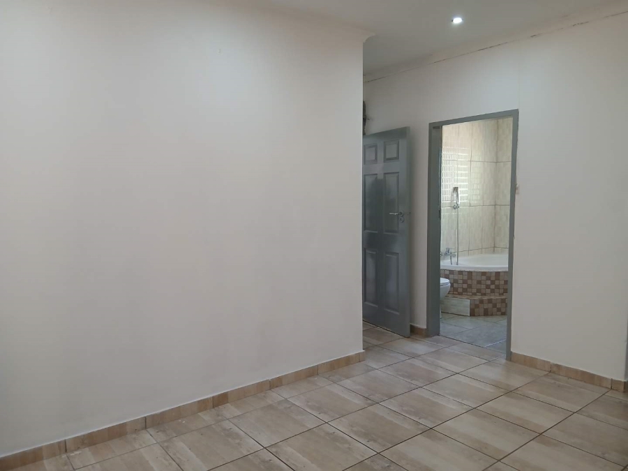 To Let 3 Bedroom Property for Rent in Mayberry Park Gauteng