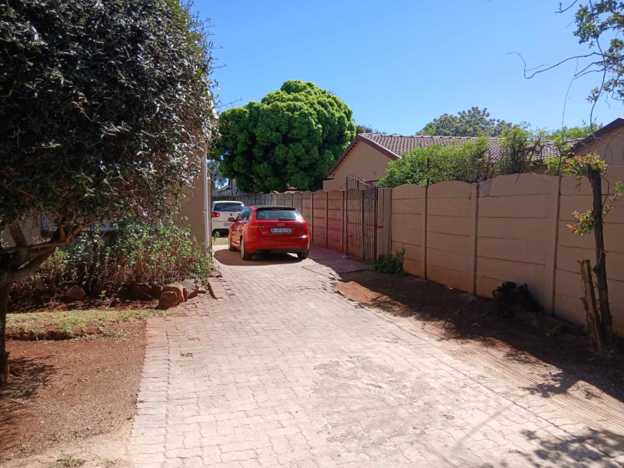 To Let 3 Bedroom Property for Rent in Mayberry Park Gauteng