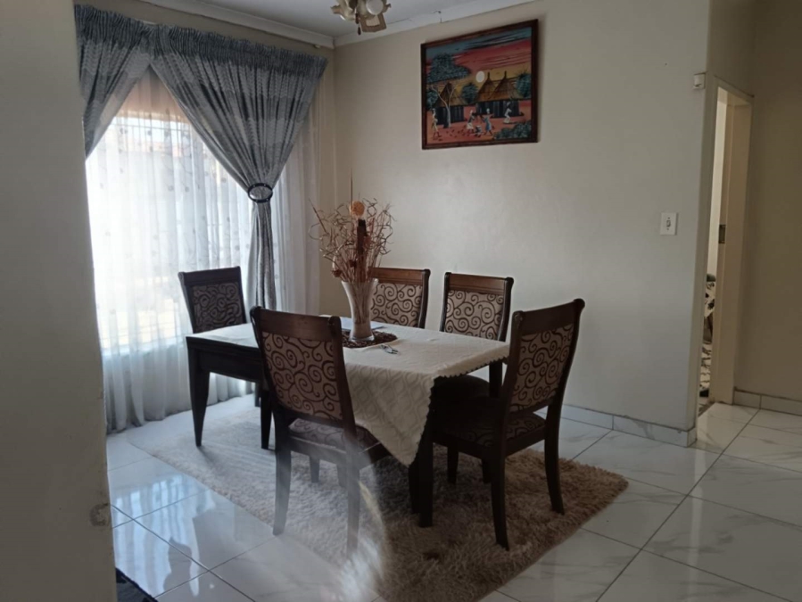 3 Bedroom Property for Sale in Theresa Park Gauteng