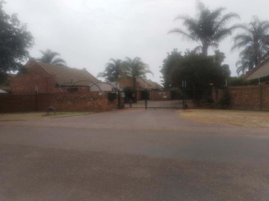 3 Bedroom Property for Sale in Silverton Gauteng