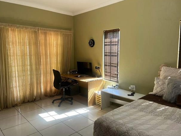 3 Bedroom Property for Sale in Elandspoort Gauteng