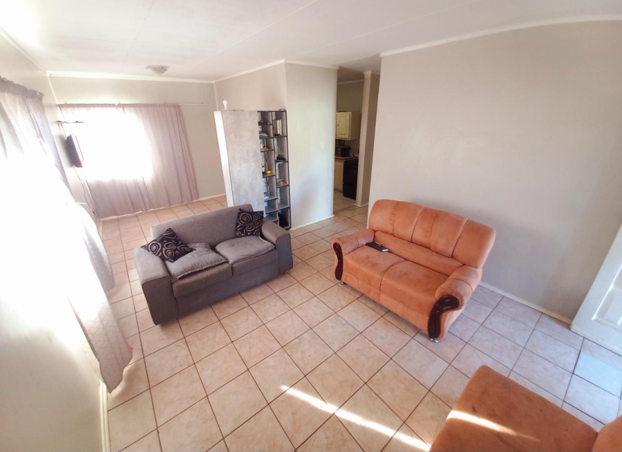 2 Bedroom Property for Sale in Elandspoort Gauteng