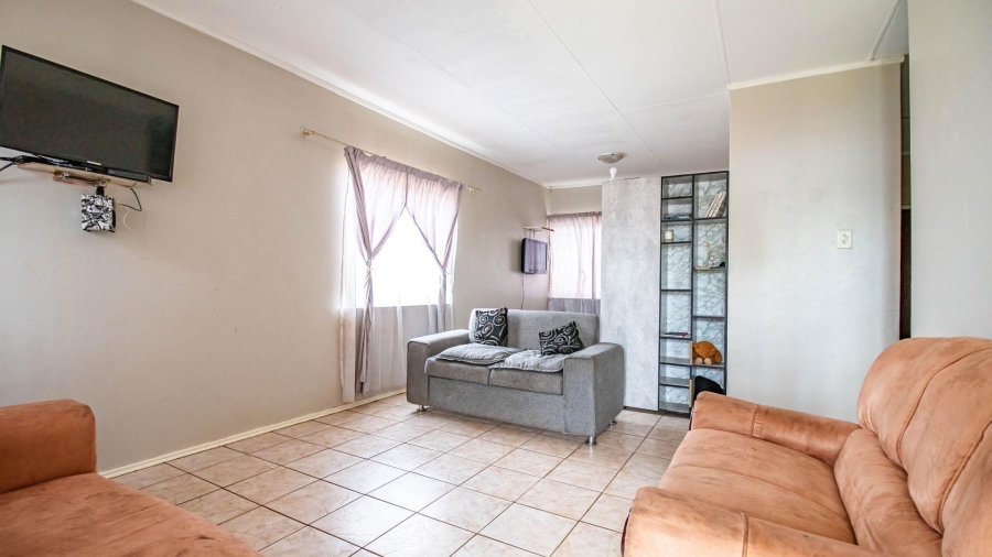 2 Bedroom Property for Sale in Elandspoort Gauteng