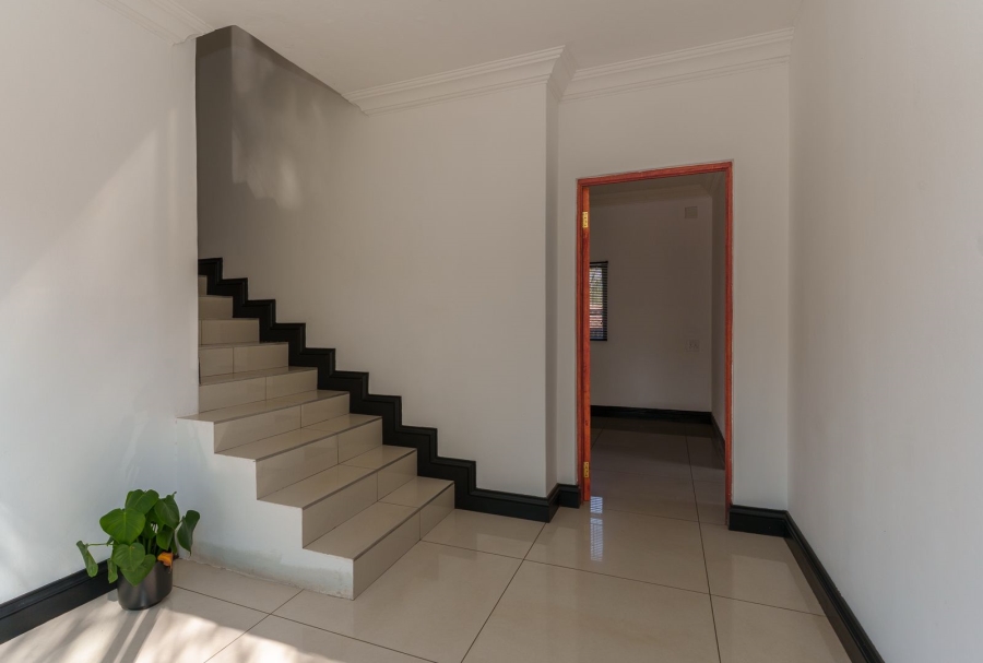 7 Bedroom Property for Sale in Elardus Park Gauteng