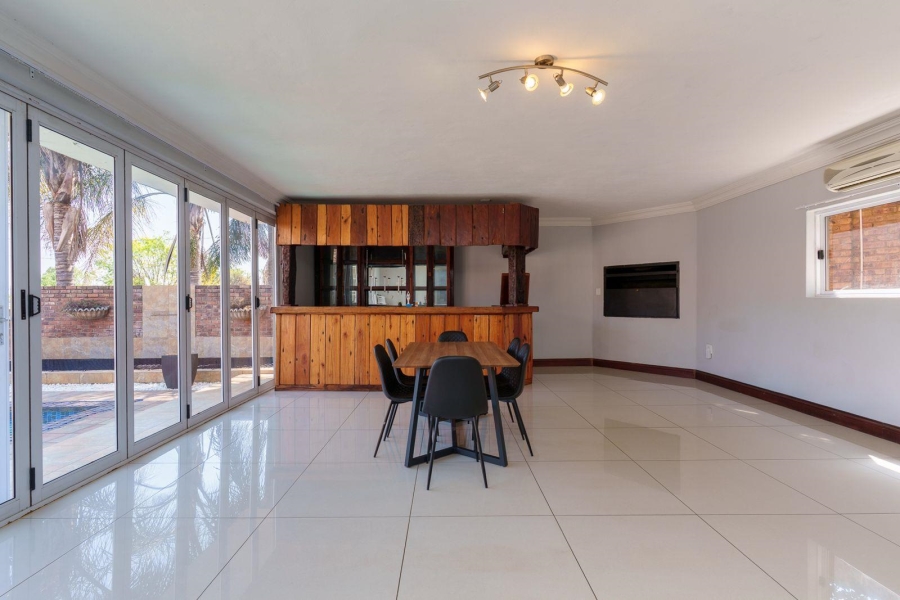 7 Bedroom Property for Sale in Elardus Park Gauteng
