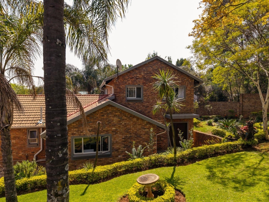 7 Bedroom Property for Sale in Elardus Park Gauteng