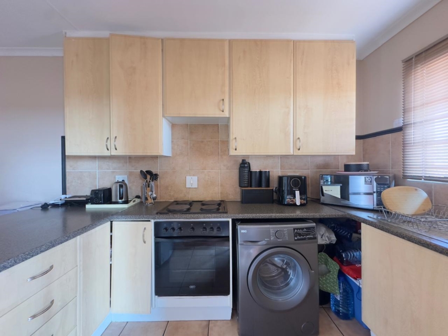 2 Bedroom Property for Sale in Equestria Gauteng
