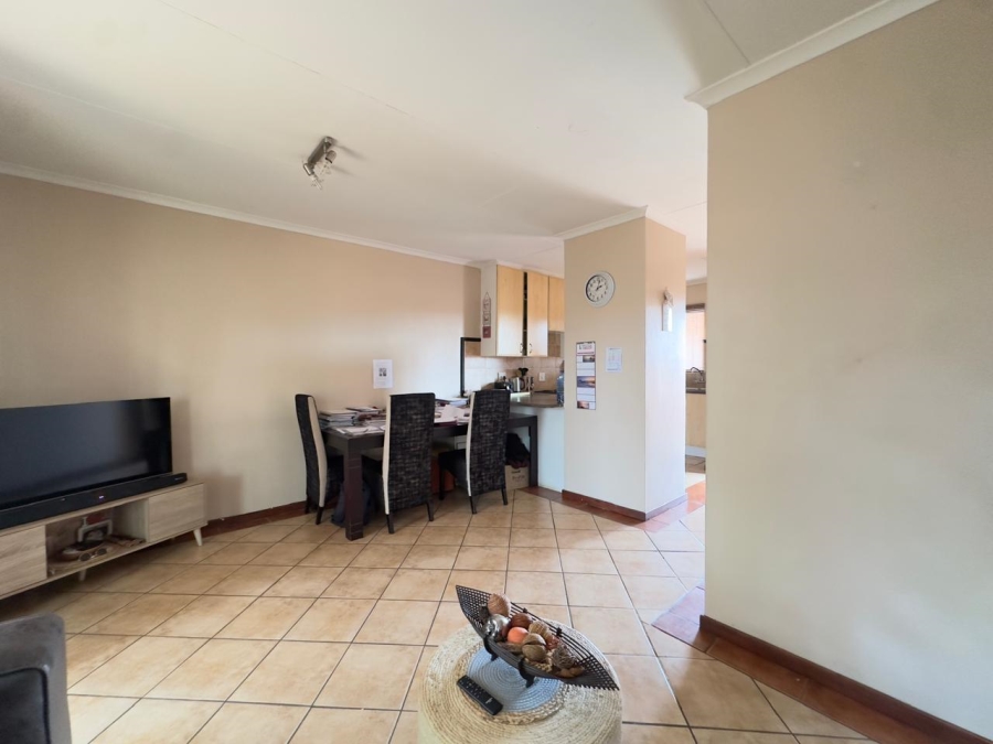 2 Bedroom Property for Sale in Equestria Gauteng
