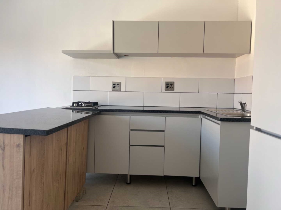 1 Bedroom Property for Sale in Ferndale Gauteng