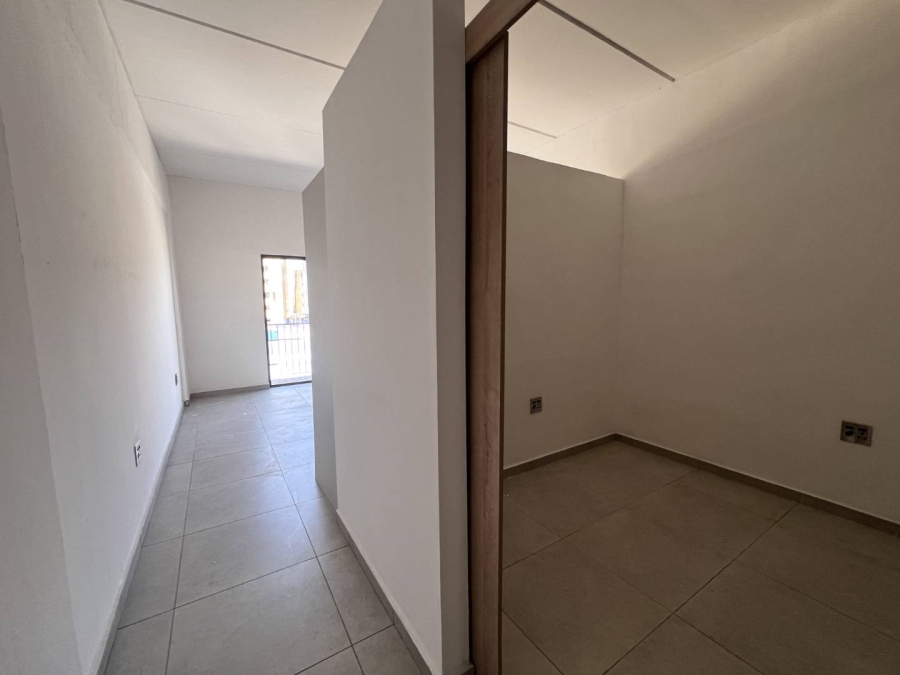 1 Bedroom Property for Sale in Ferndale Gauteng