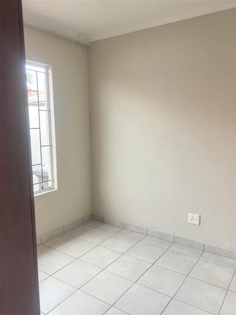 2 Bedroom Property for Sale in Danville Gauteng