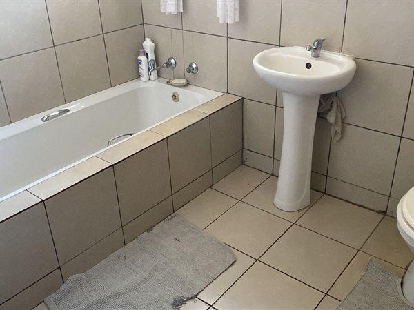 3 Bedroom Property for Sale in Elandspoort Gauteng