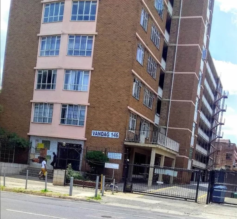 2 Bedroom Property for Sale in Sunnyside Gauteng