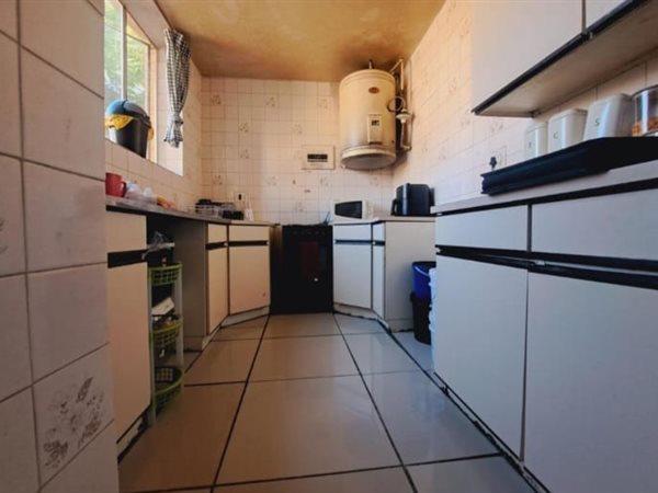 2 Bedroom Property for Sale in Sunnyside Gauteng