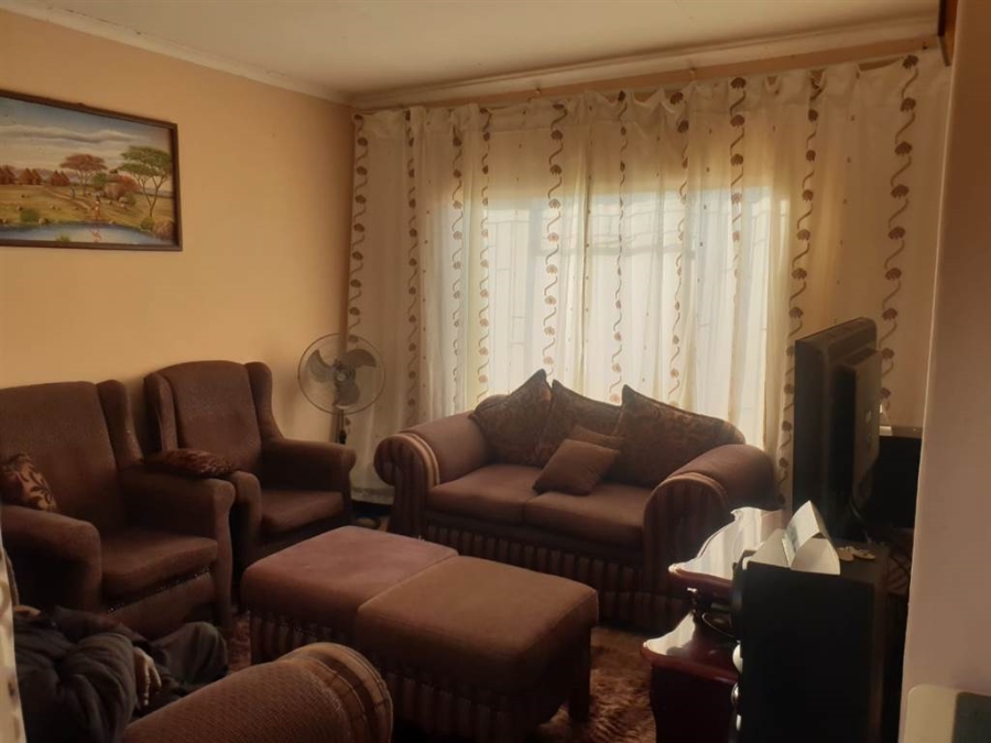 3 Bedroom Property for Sale in Soshanguve DD Gauteng