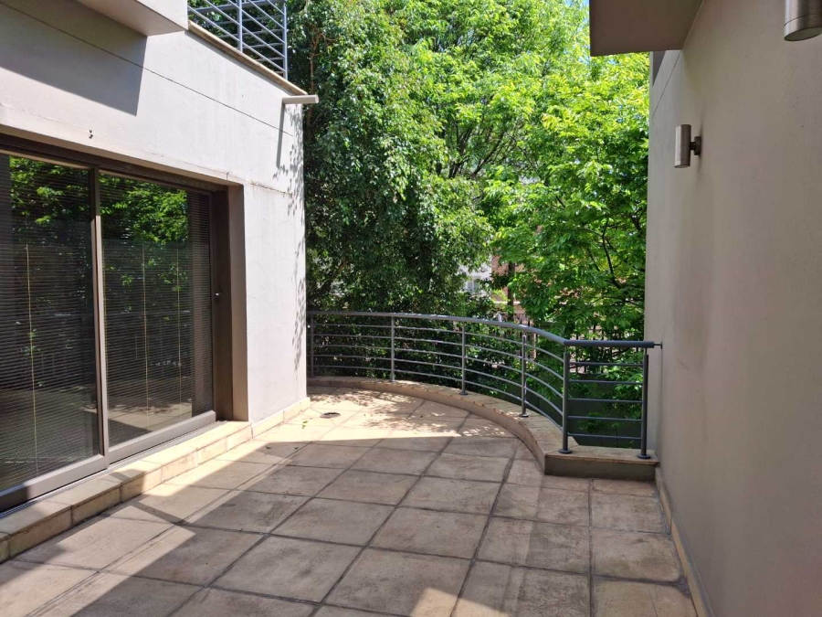 To Let 2 Bedroom Property for Rent in Melrose North Gauteng