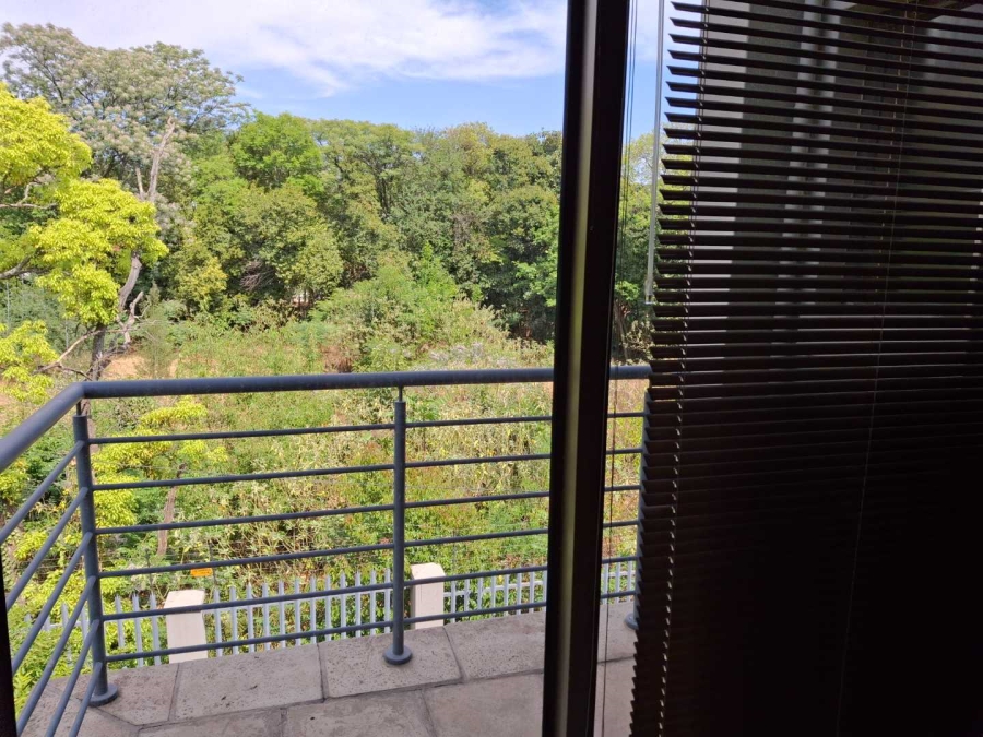 To Let 2 Bedroom Property for Rent in Melrose North Gauteng