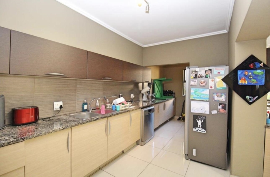 To Let 5 Bedroom Property for Rent in Rivonia Gauteng