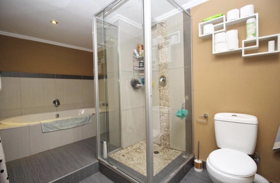 To Let 5 Bedroom Property for Rent in Rivonia Gauteng