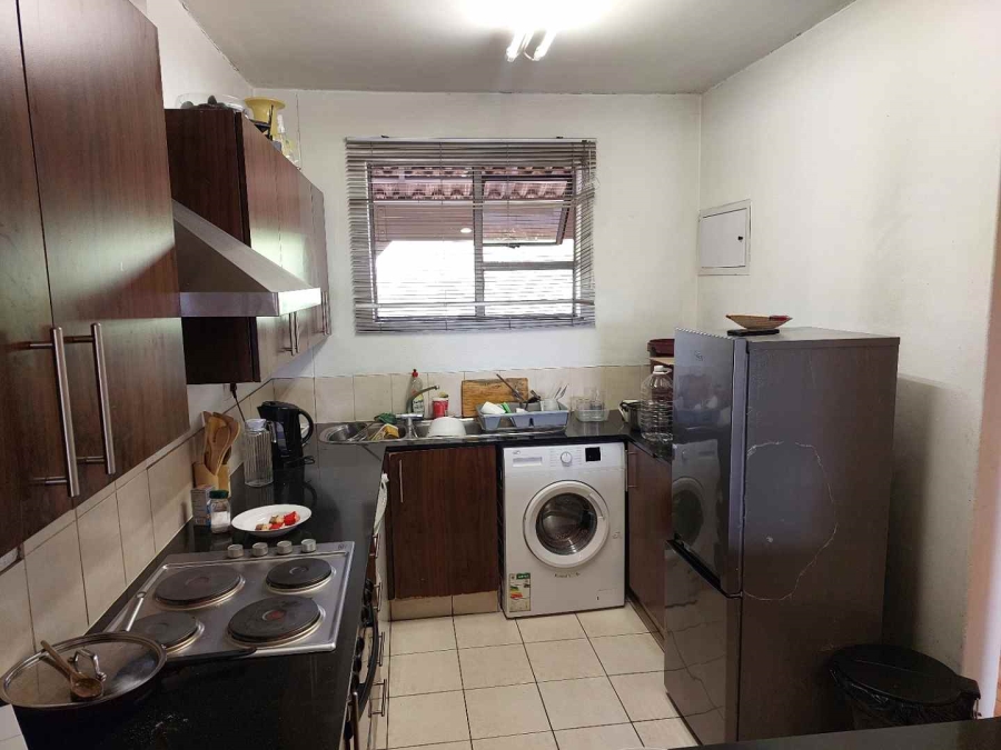 To Let 2 Bedroom Property for Rent in Sandton Central Gauteng