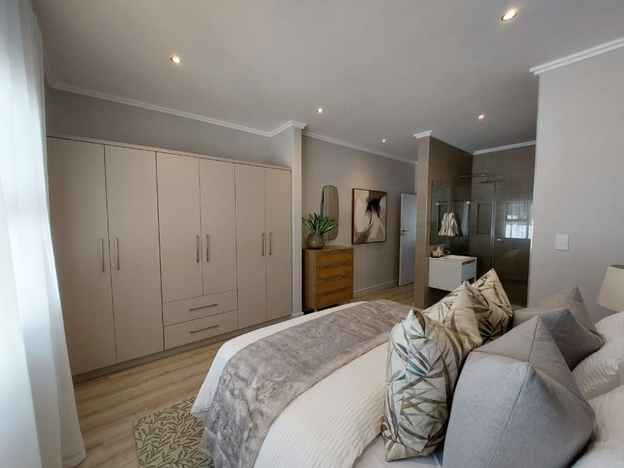 To Let 2 Bedroom Property for Rent in Bryanston Gauteng