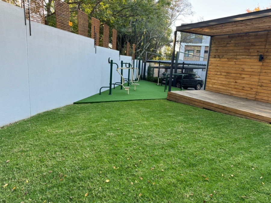 To Let 2 Bedroom Property for Rent in Bryanston Gauteng