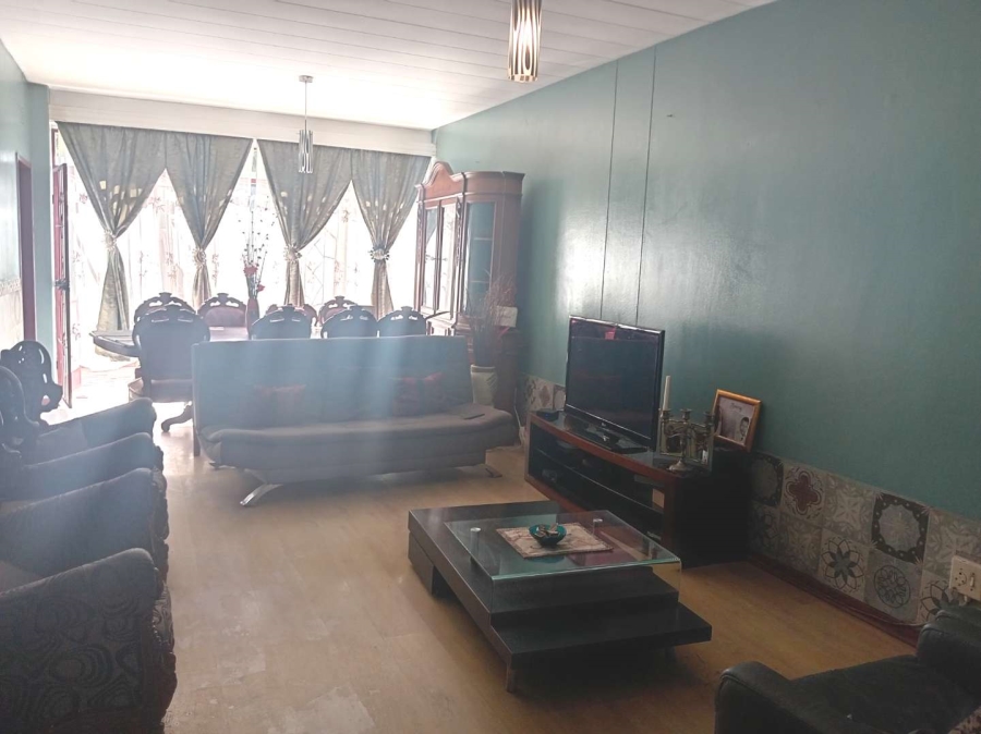To Let 2 Bedroom Property for Rent in Lyndhurst Gauteng