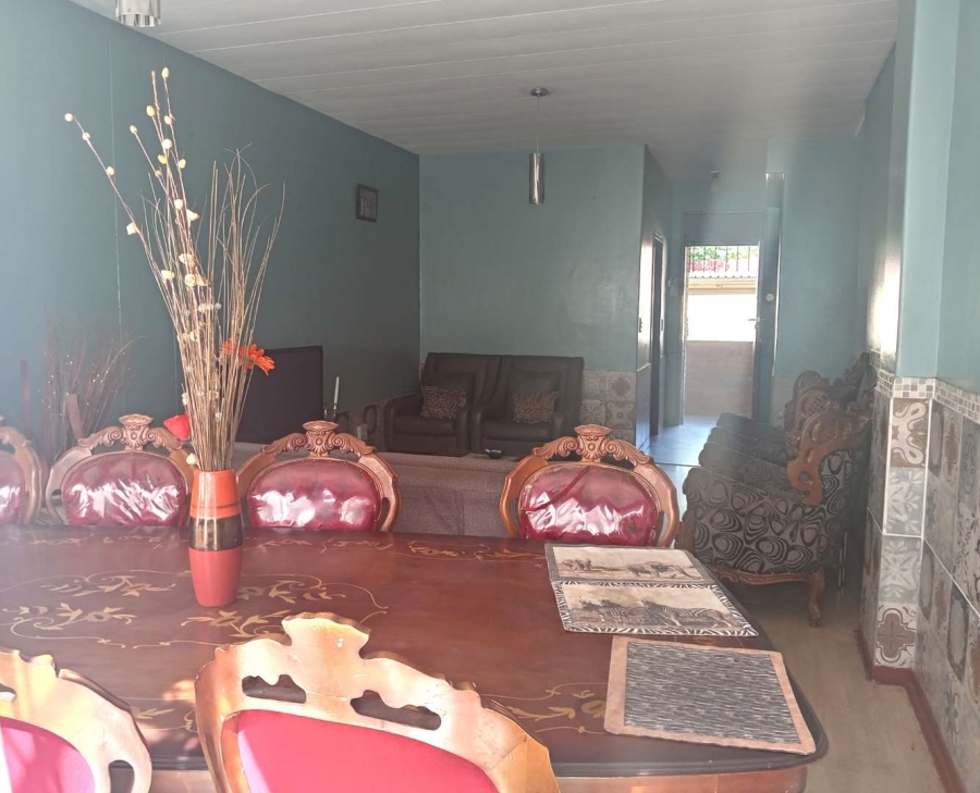 To Let 2 Bedroom Property for Rent in Lyndhurst Gauteng