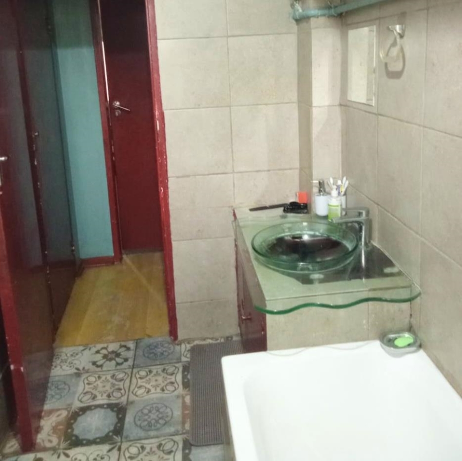 To Let 2 Bedroom Property for Rent in Lyndhurst Gauteng