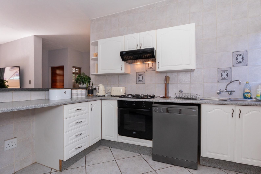3 Bedroom Property for Sale in Edendale Gauteng