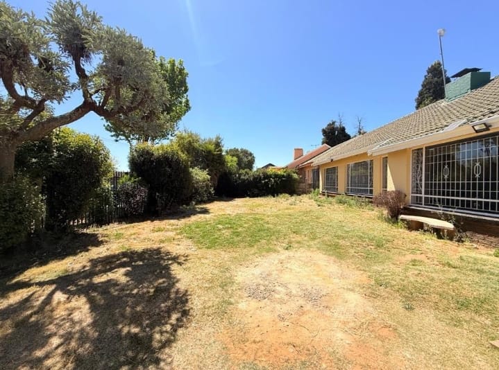 5 Bedroom Property for Sale in Ridgeway Gauteng