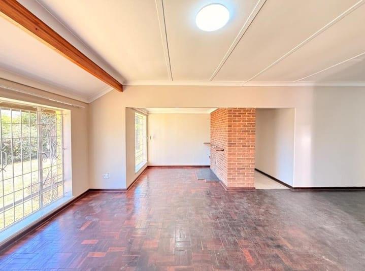 5 Bedroom Property for Sale in Ridgeway Gauteng